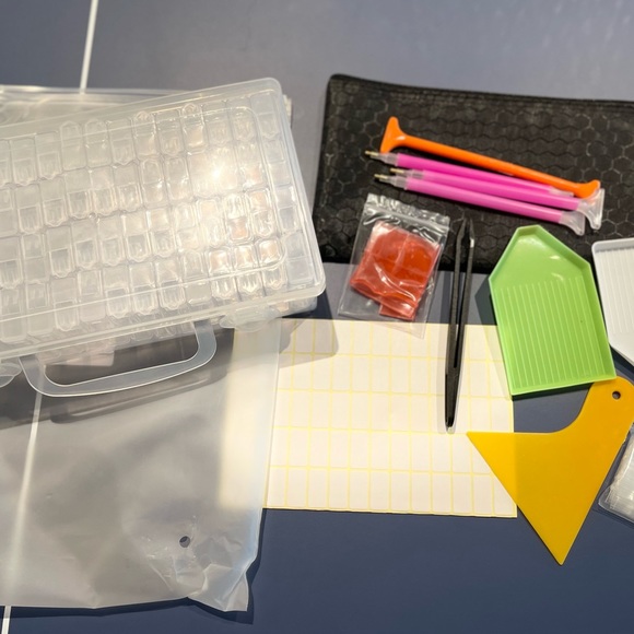 64 Slots Diamond Painting Storage Containers Portable Plastic Bead Storage - Picture 4 of 10